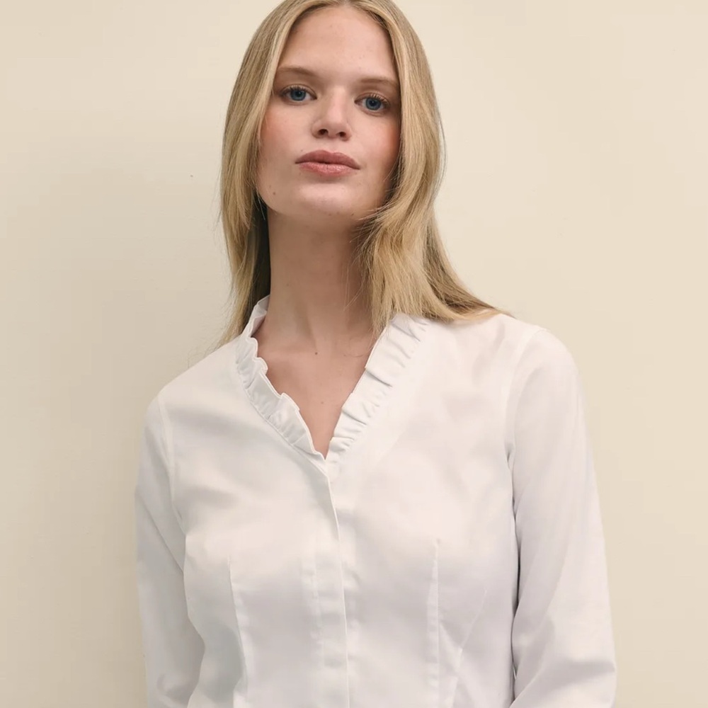 Fitted Non-Iron Stretch Supima® Cotton Ruffle Dress Shirt